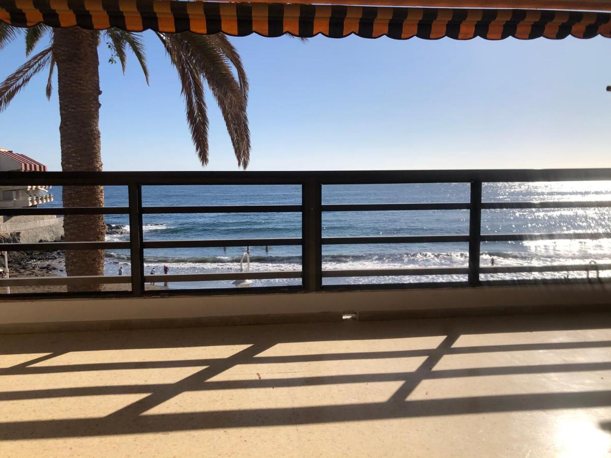 Espectacular En Primera Linea De La Playa Telde Bagian luar foto