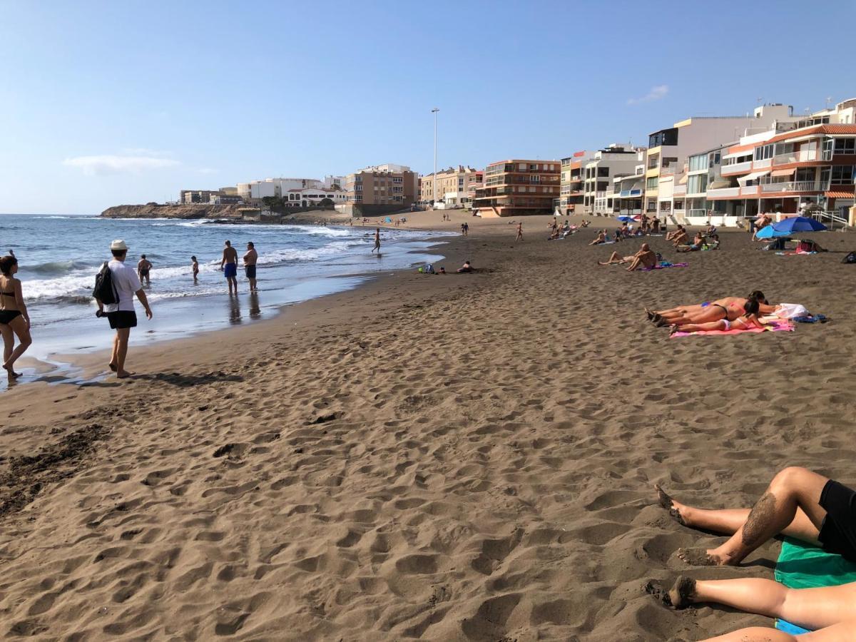 Espectacular En Primera Linea De La Playa Telde Bagian luar foto