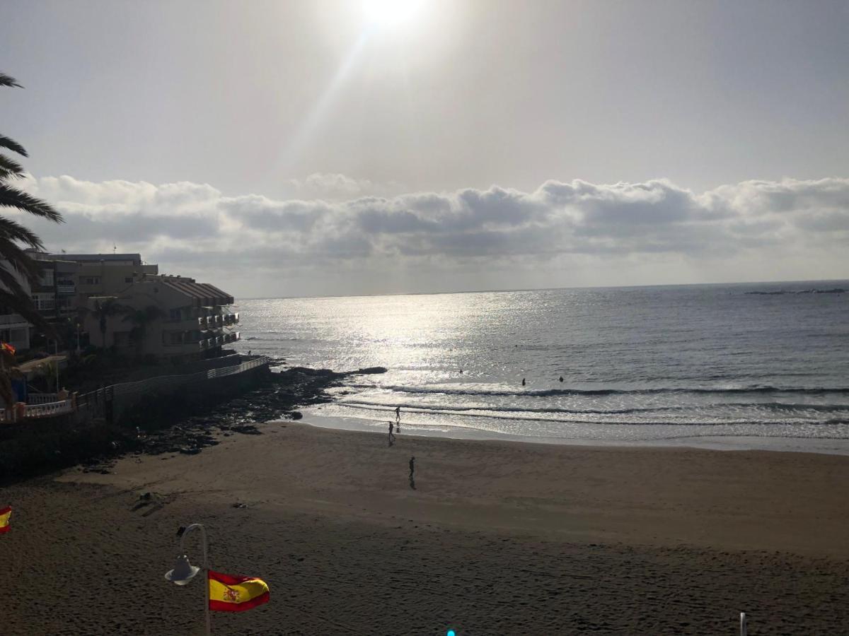 Espectacular En Primera Linea De La Playa Telde Bagian luar foto