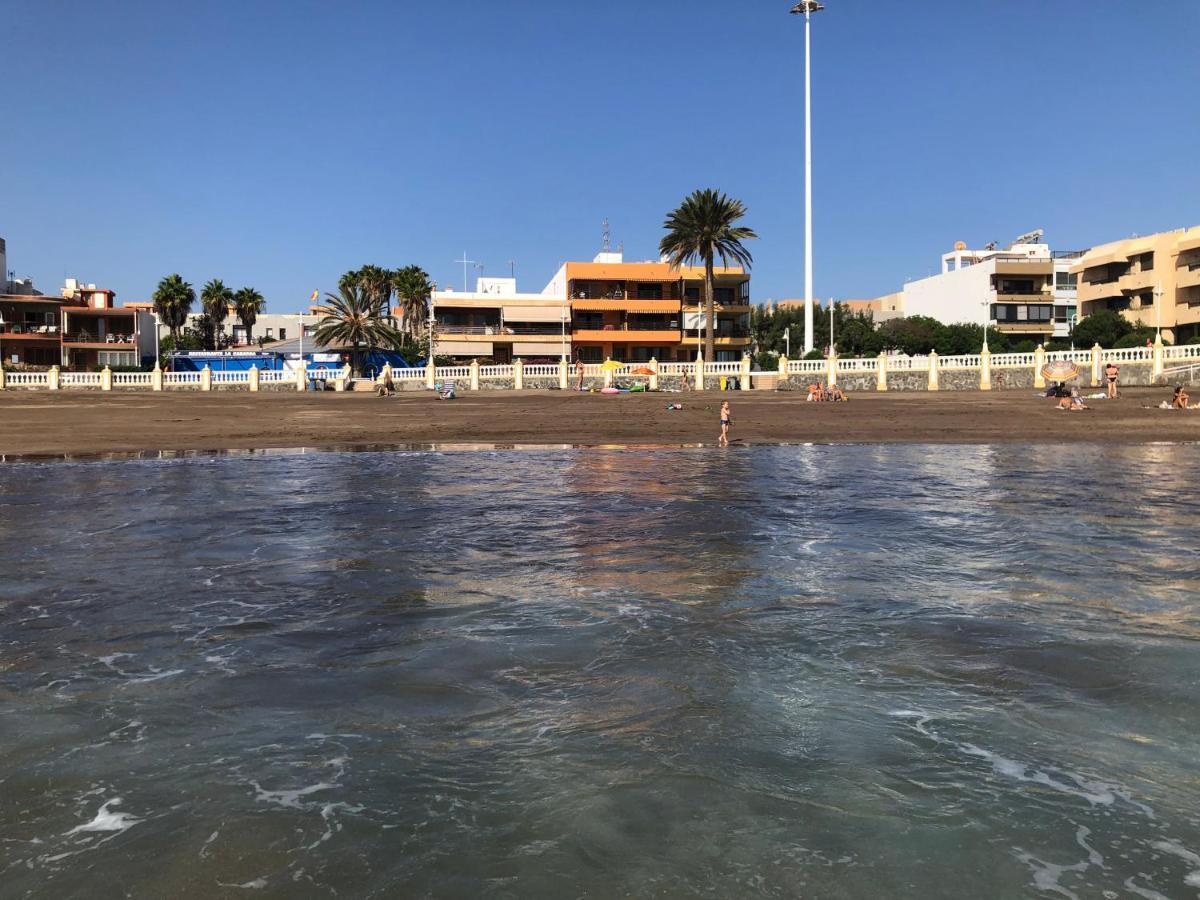 Espectacular En Primera Linea De La Playa Telde Bagian luar foto